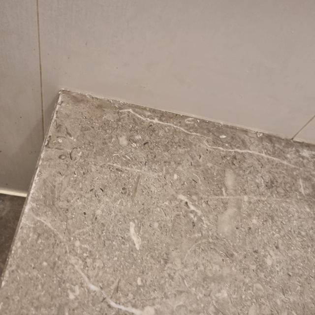 욕실 물때 낀 실리콘 걷어내고 재시공 14