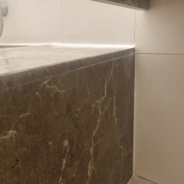 욕실 물때 낀 실리콘 걷어내고 재시공 26